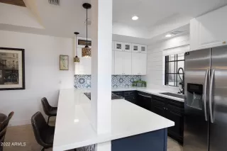 Photo #2: 6386705 Listing