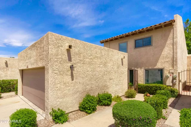 MLS: 6386899 Condo For Sale