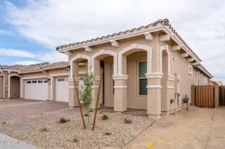 Photo #1: 6386953 Listing 