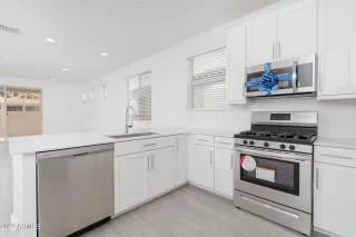 Photo #5: 6386953 Listing 