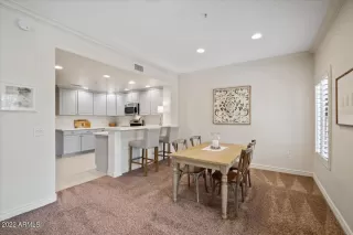 Photo #6: 6387130 Listing