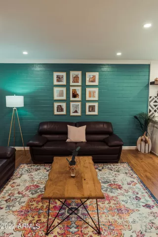 Photo #2: 6387136 Listing 