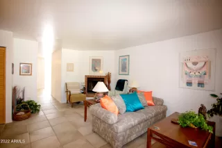 Photo #3: 6387339 Listing