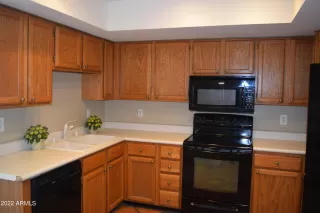 Photo #2: 6387448 Listing