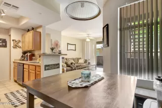 Photo #6: 6387454 Listing