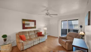 Photo #1: 6387491 Listing