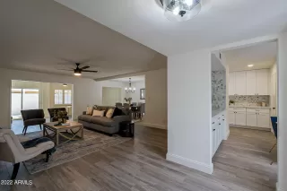 Photo #3: 6387616 Listing