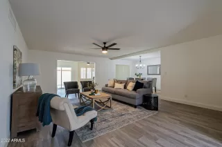 Photo #4: 6387616 Listing