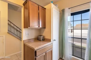 Photo #4: 6387621 Listing