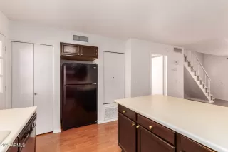 Photo #6: 6387623 Listing