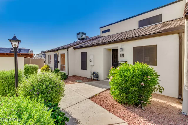 MLS: 6387636 Condo For Sale