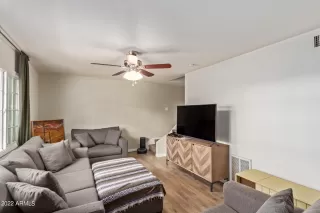 Photo #2: 6387775 Listing