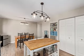 Photo #5: 6387775 Listing