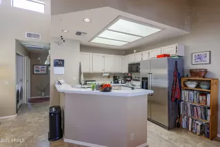 Photo #4: 6387875 Listing