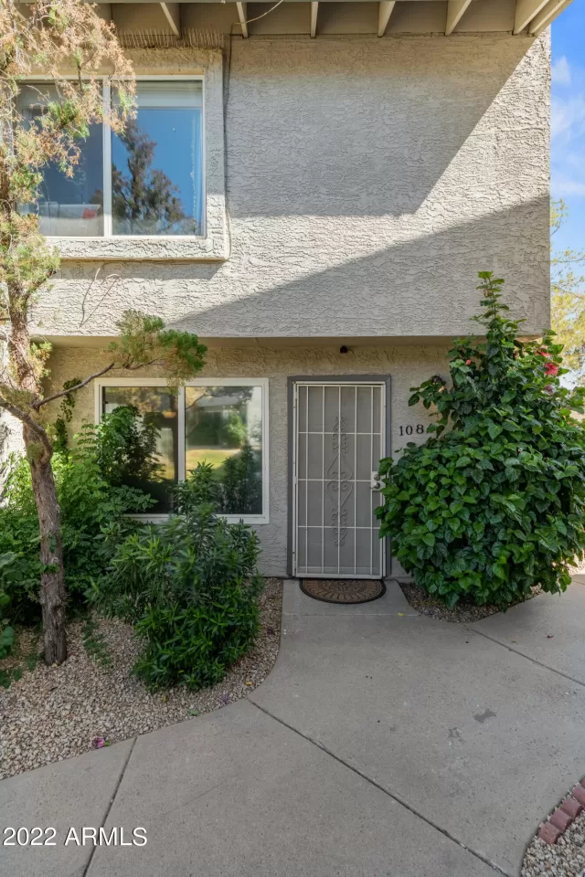 MLS: 6388098 Condo For Sale