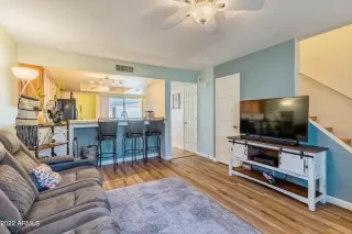 Photo #5: 6388098 Listing