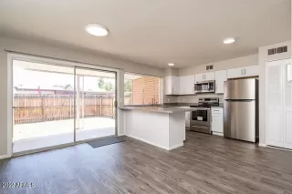 Photo #1: 6388106 Listing 