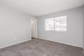 Photo #4: 6388106 Listing 