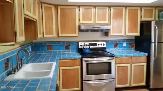 Photo #5: 6388257 Listing