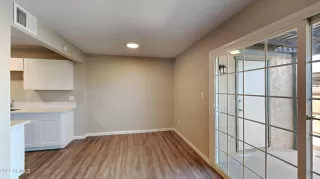 Photo #2: 6388286 Listing