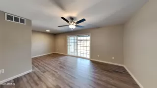 Photo #4: 6388286 Listing