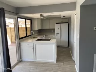 Photo #2: 6388424 Listing 