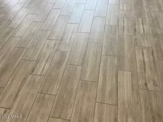 Photo #6: 6388424 Listing 