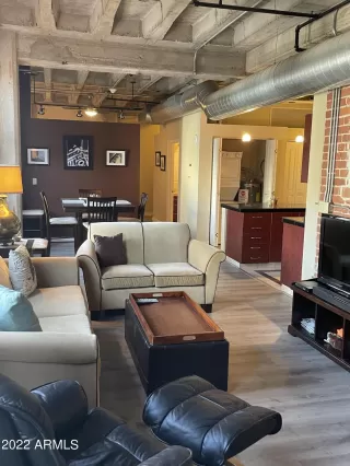 Photo #3: 6388468 Listing