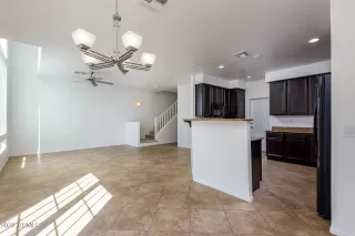 Photo #4: 6388760 Listing 