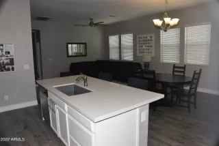 Photo #4: 6388810 Listing