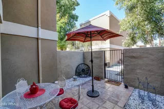 Photo #4: 6389011 Listing