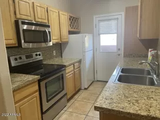 Photo #6: 6389141 Listing