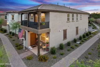 Photo #2: 6389195 Listing