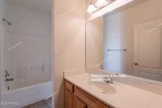 Photo #5: 6389405 Listing