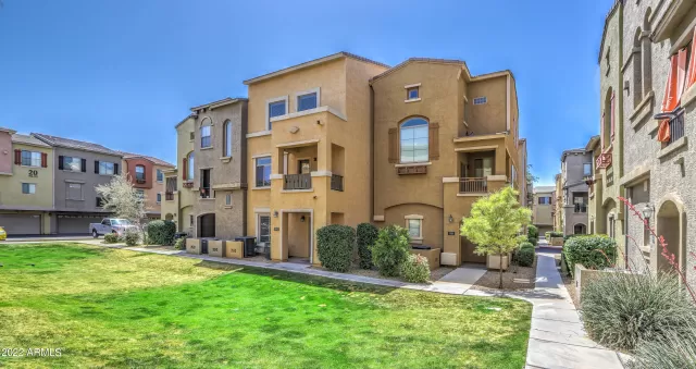 MLS: 6389532 Condo For Sale