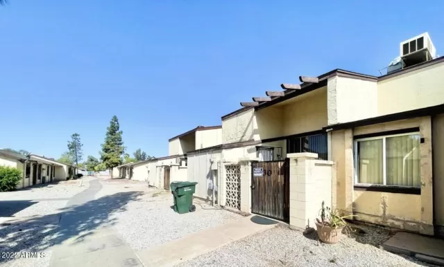 MLS: 6389874 Condo For Sale