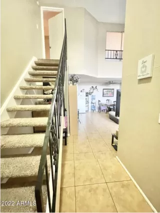 Photo #5: 6389874 Listing