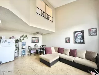 Photo #6: 6389874 Listing