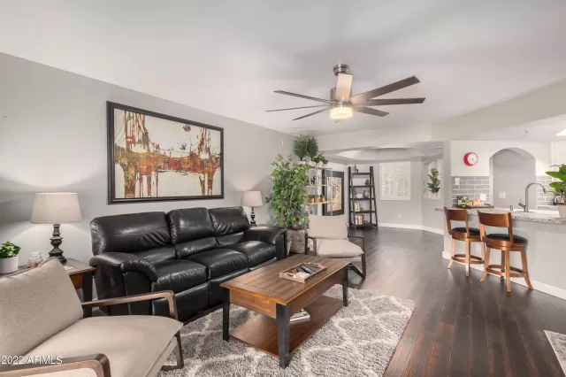 MLS: 6389913 Condo For Sale