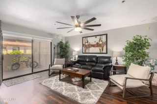 Photo #6: 6389913 Listing 