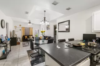 Photo #3: 6389965 Listing