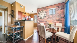 Photo #4: 6390190 Listing 