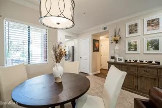 Photo #5: 6390259 Listing 