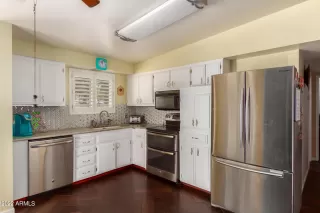 Photo #5: 6390314 Listing