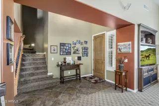 Photo #5: 6390518 Listing 