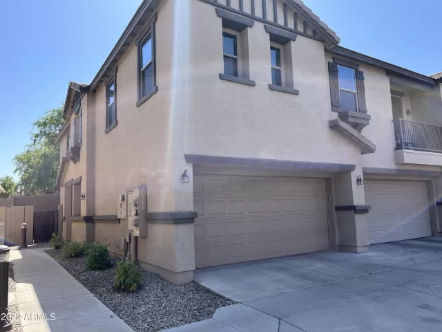 MLS: 6390611 Condo For Sale