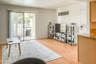 Photo #2: 6390651 Listing 