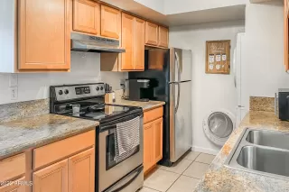 Photo #5: 6390651 Listing 