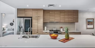 Photo #4: 6390817 Listing