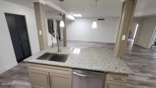 Photo #3: 6390830 Listing